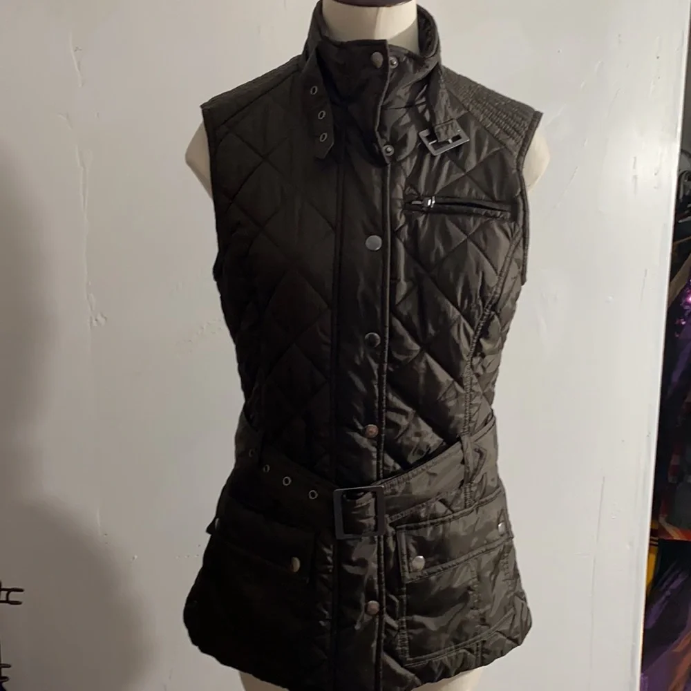 Banana republic size small quilted belted vest jacket - Picture 2 of 6